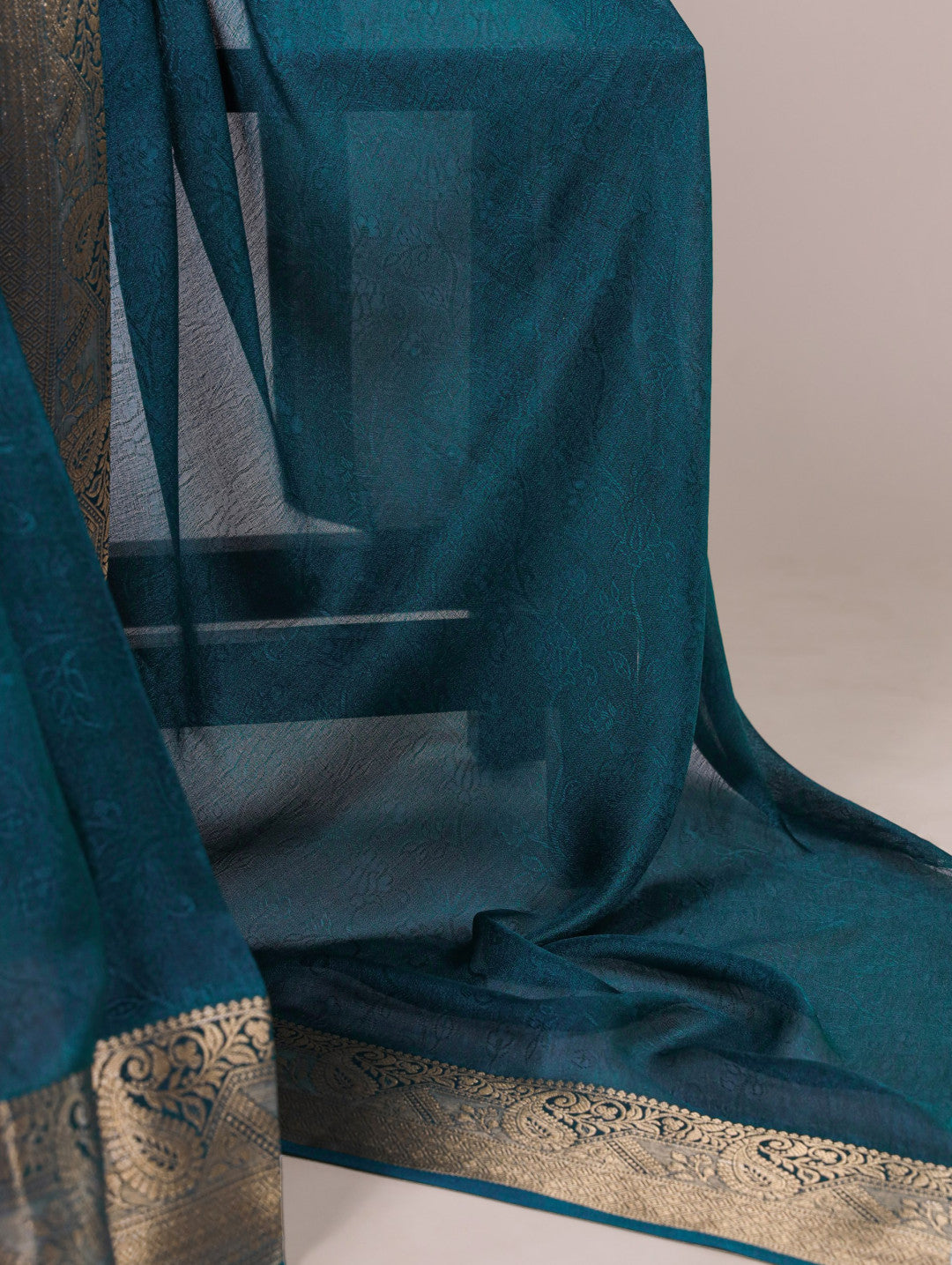 Rama Green Moss Mello Silk Saree with Printed Work & Zari Weaving Border | Casual & Office Wear – JaipurSaaj