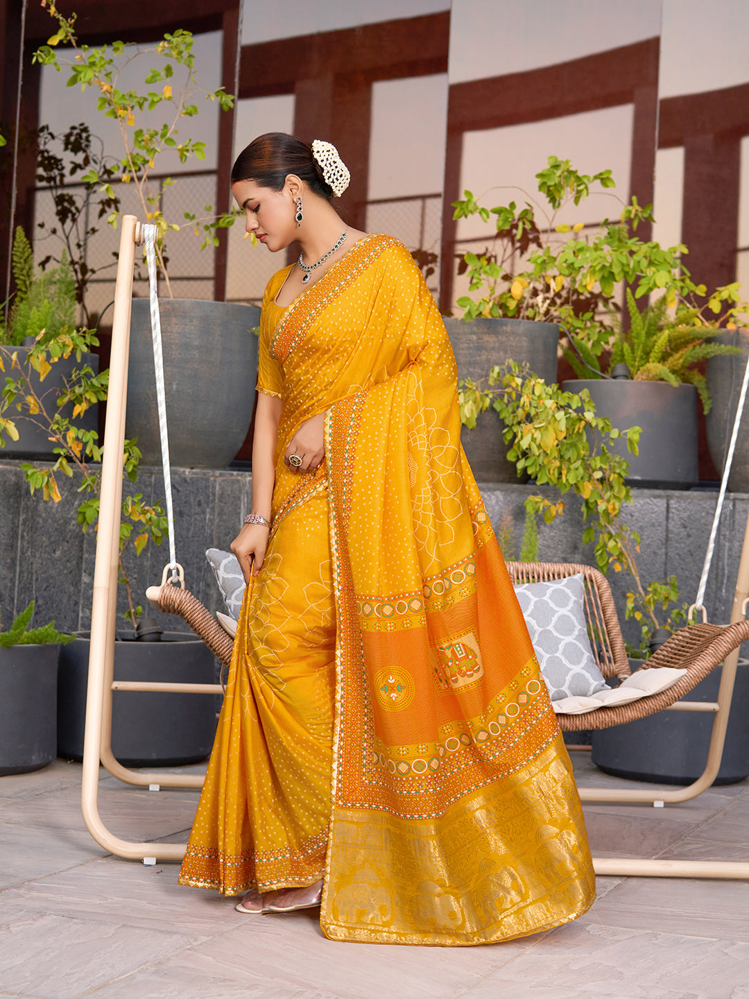 Yellow Soft Cotton Saree With Unique Table Printed & Lace Border | Stylish Wedding Wear Saree – JaipurSaaj