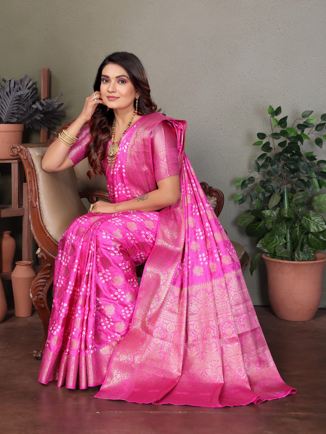 Baby Pink Bandhej Silk Saree With Zari Weaving Work | Wedding & Festive Wear – JaipurSaaj