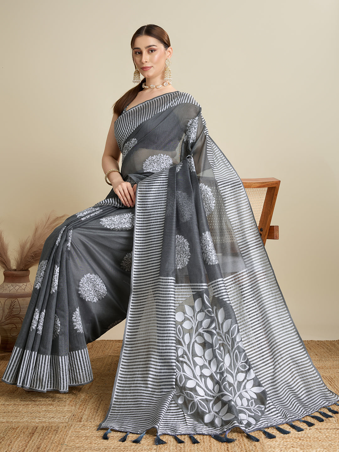 Gray Color Soft Silk Saree With Weaving Work Lining Border