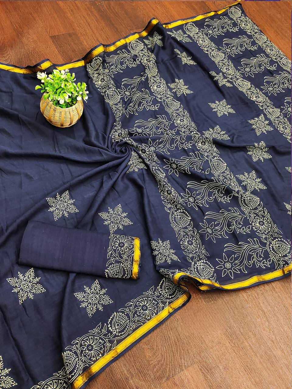 Navy Blue Muslin Cotton Silk Saree With Hand Block Print & Zari Border | Ethnic Wear – JaipurSaaj