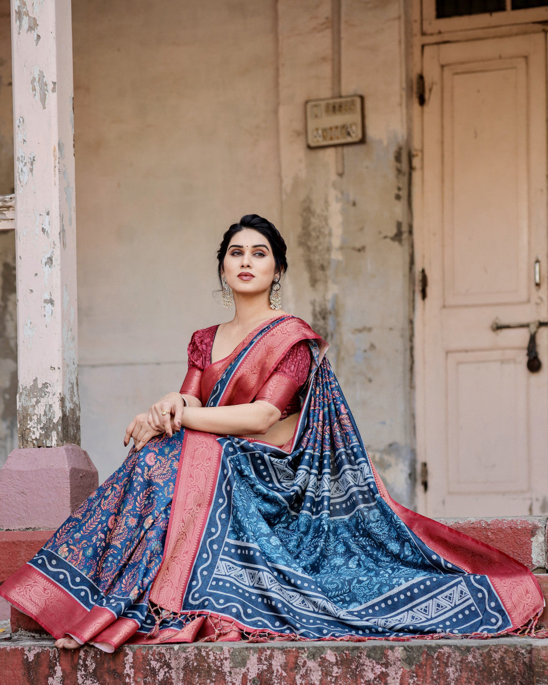 Navy Blue Tussar Silk Saree With Digital Kalamkari Print & Zari Motif Border | Casual & Festive Wear – JaipurSaaj