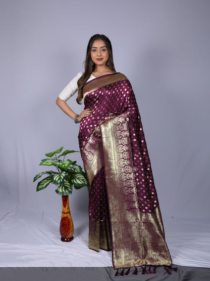 Magenta Banarasi Silk Saree With Zari Weaving Work | Wedding Wear – JaipurSaaj