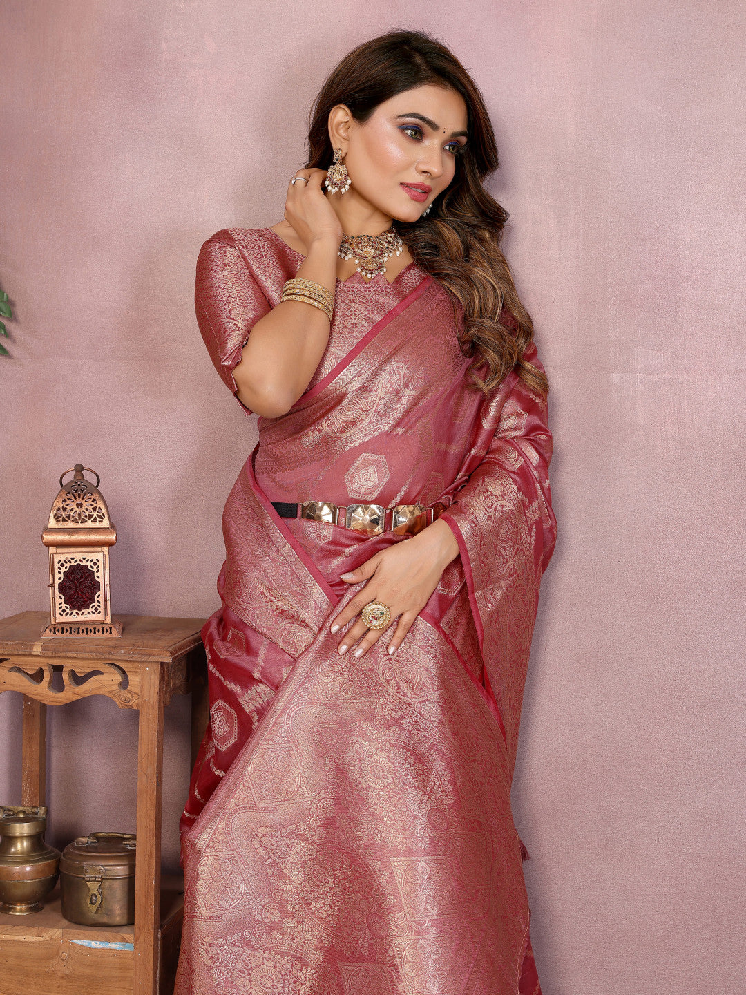 Dusty Pink Organza Silk Banarasi Saree With Zari Weaving Work | Bridal Wedding & Festive Wear – JaipurSaaj