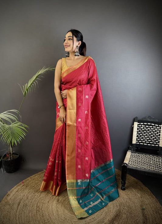 Pink Soft Cotton Silk Saree With Zari Weaving Work