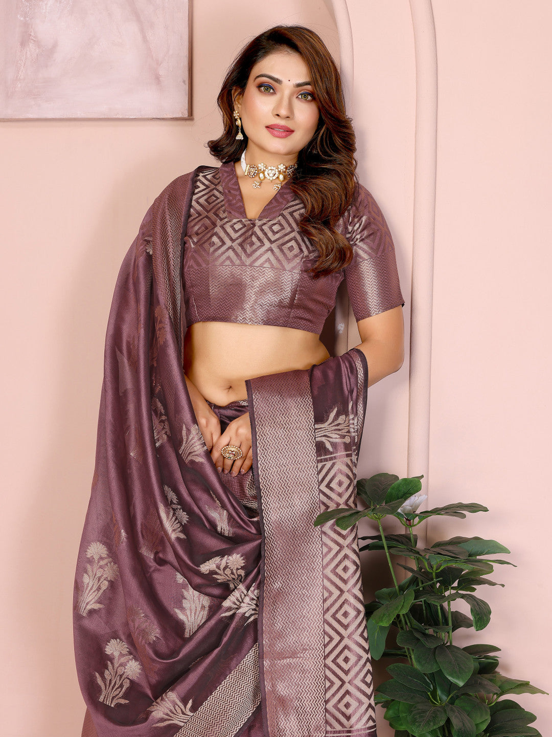 Magenta Organza Silk Banarasi Saree With Zari Weaving Work | Wedding & Festive Wear – JaipurSaaj