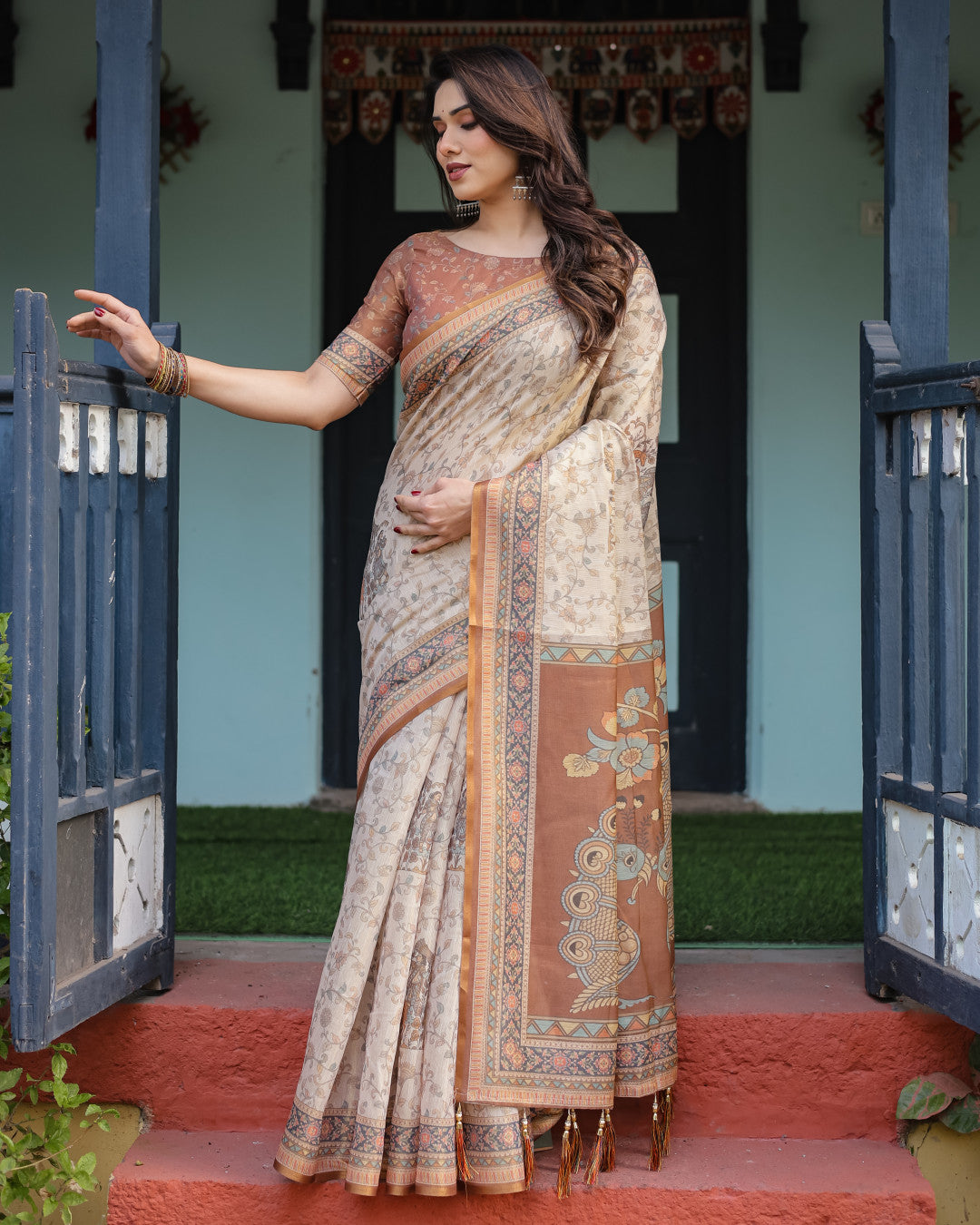 Beige Soft Linen Cotton Saree With Kalamkari Printed Work