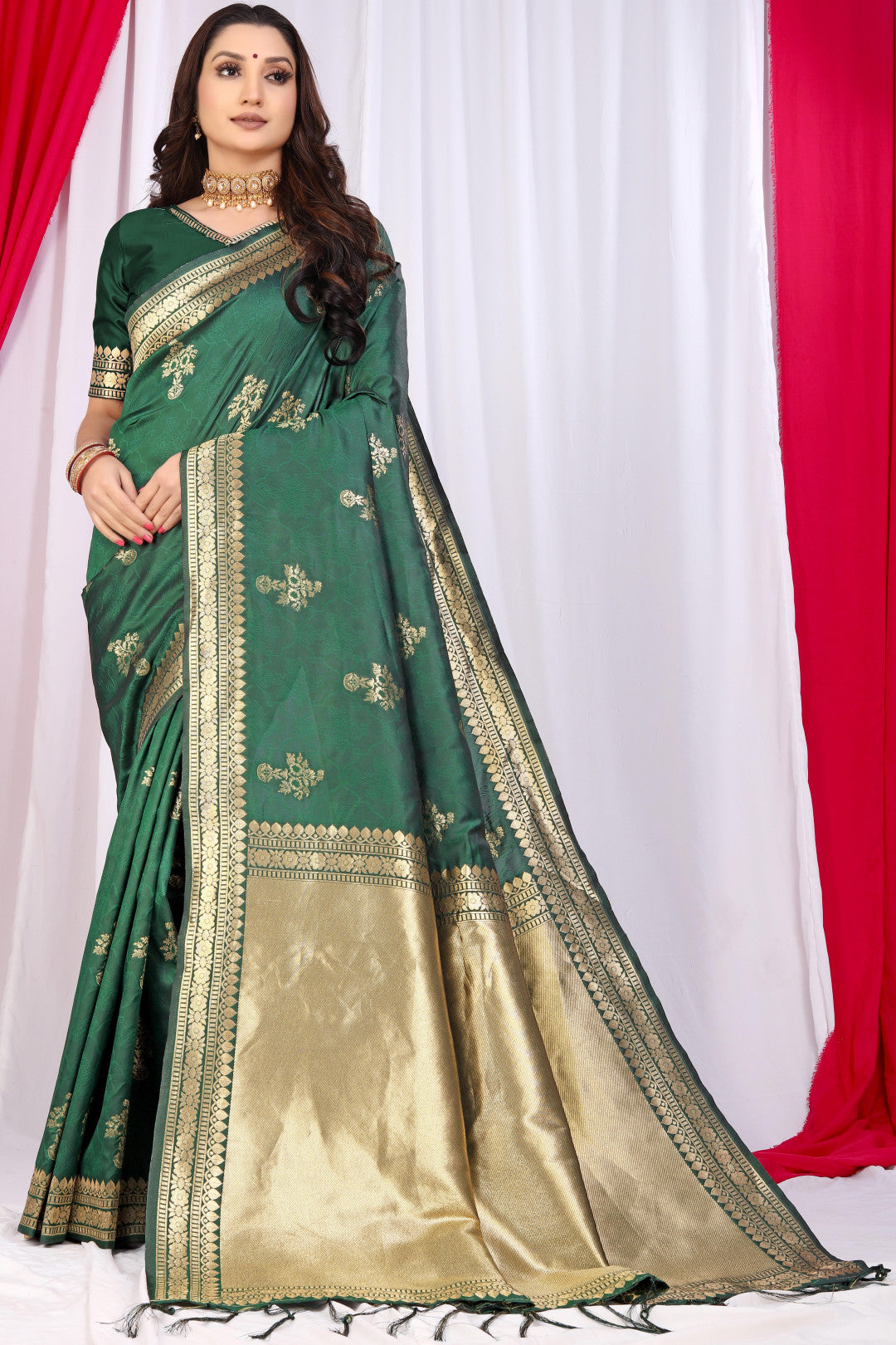 Dark Green Banarasi Silk Saree With Zari Weaving Work | Bridal Wedding Wear – JaipurSaaj