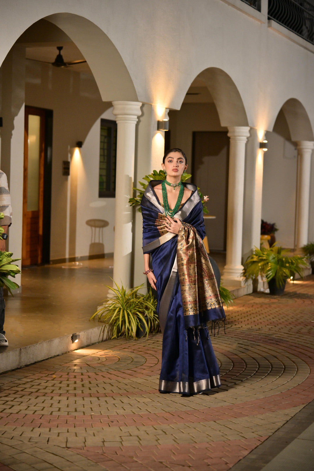 Navy Blue Khadi Raw Silk Saree With Beautiful Madhubani Printed Pallu | Party & Wedding Wear – JaipurSaaj