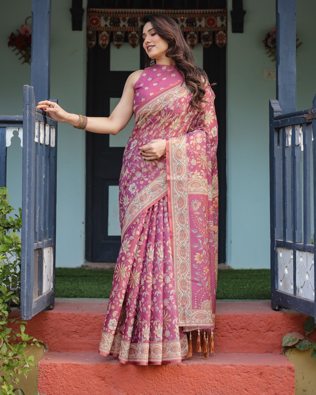 Magenta Soft Linen Cotton Saree With Kalamkari Printed Work
