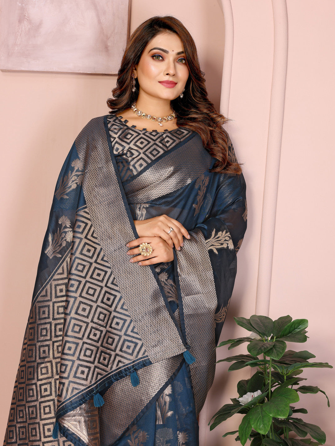 Navy Blue Organza Silk Banarasi Saree With Zari Weaving Work | Wedding & Festive Wear – JaipurSaaj