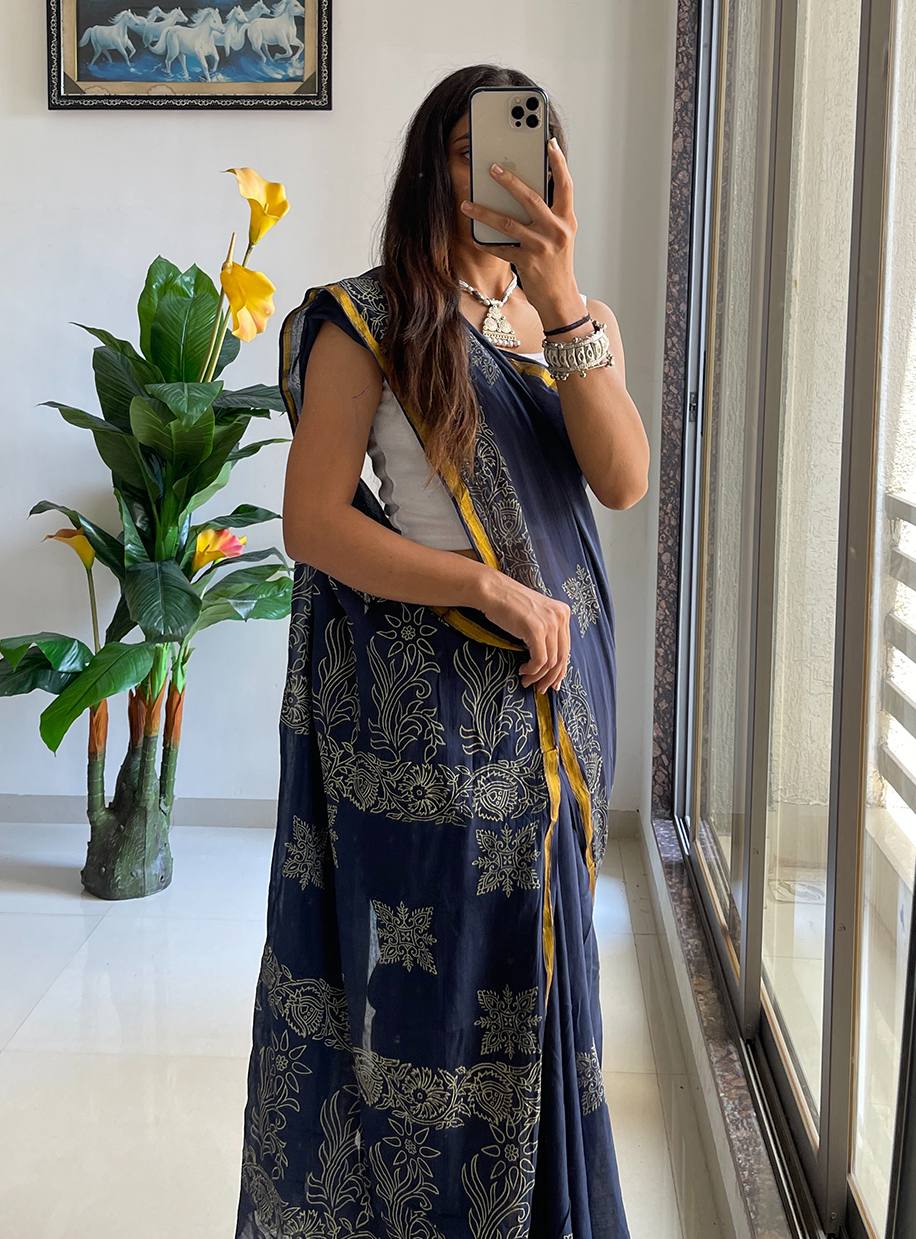 Navy Blue Muslin Cotton Silk Saree With Hand Block Print & Zari Border | Ethnic Wear – JaipurSaaj